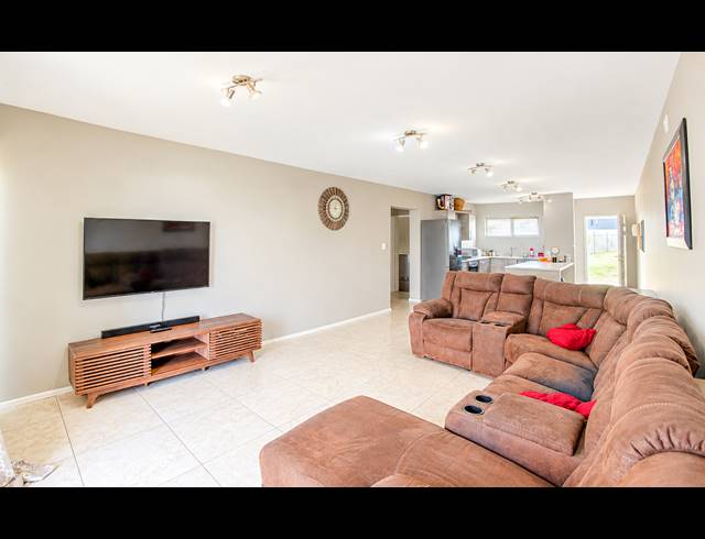 3 BEDROOM APARTMENT FOR SALE IN NAHOON VALLEY PARK